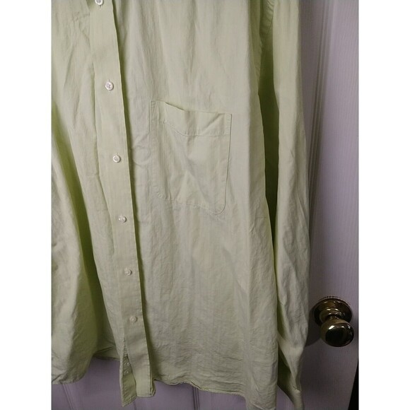 Nicole Miller Men's Light Green Collar Button Up Dress Shirt. Size XL - Picture 5 of 10